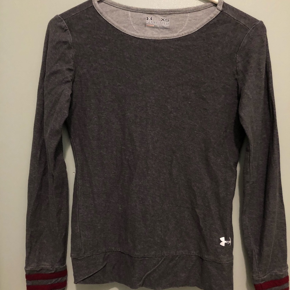 Nike semi fit extra small cute long sleeve shirt!